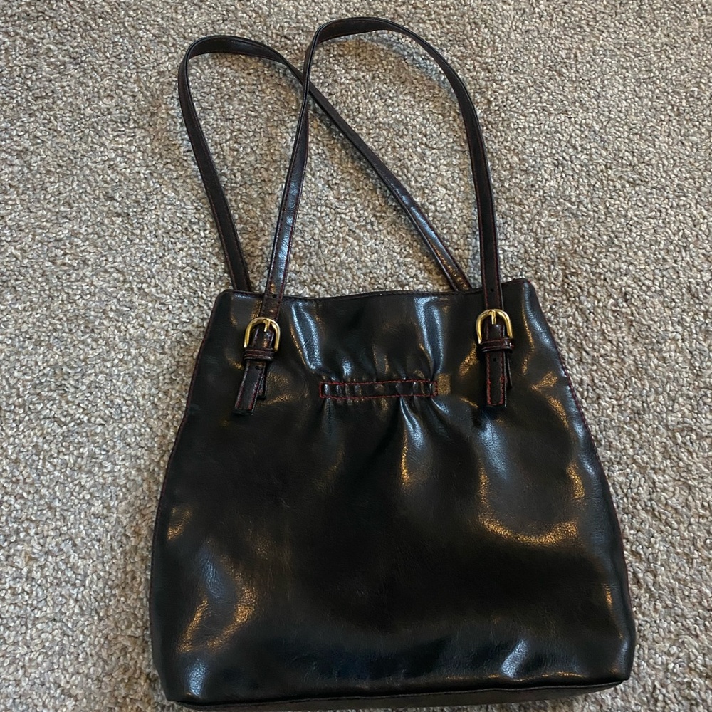 Elegant Black Leather Shoulder Bag